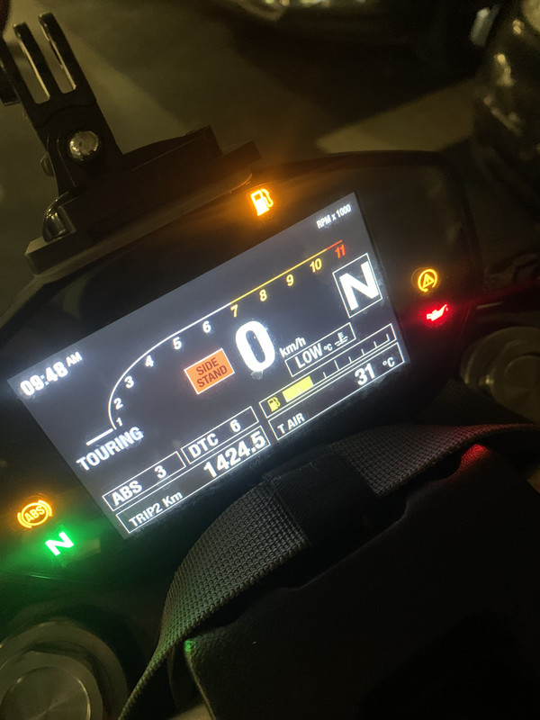 135E9F68-A4D2-4DC7-9FB1-653643E6B145