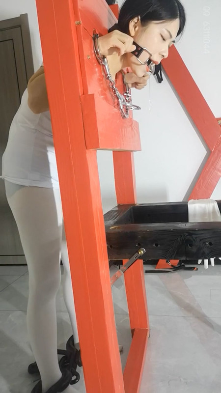 随心原创 冷兮枷锁 十五公斤重僚 口伽口水_edit.mp4_20200627_185354.272