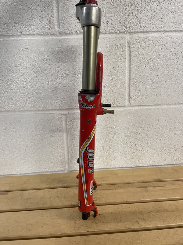 423DA8D1-D833-421A-96D9-29DB704A3372