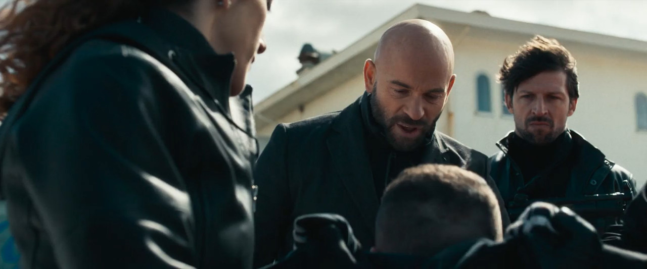 Carjackers 2025 WebRip [Hindi + English] 480p, 720p ESub Screenshot