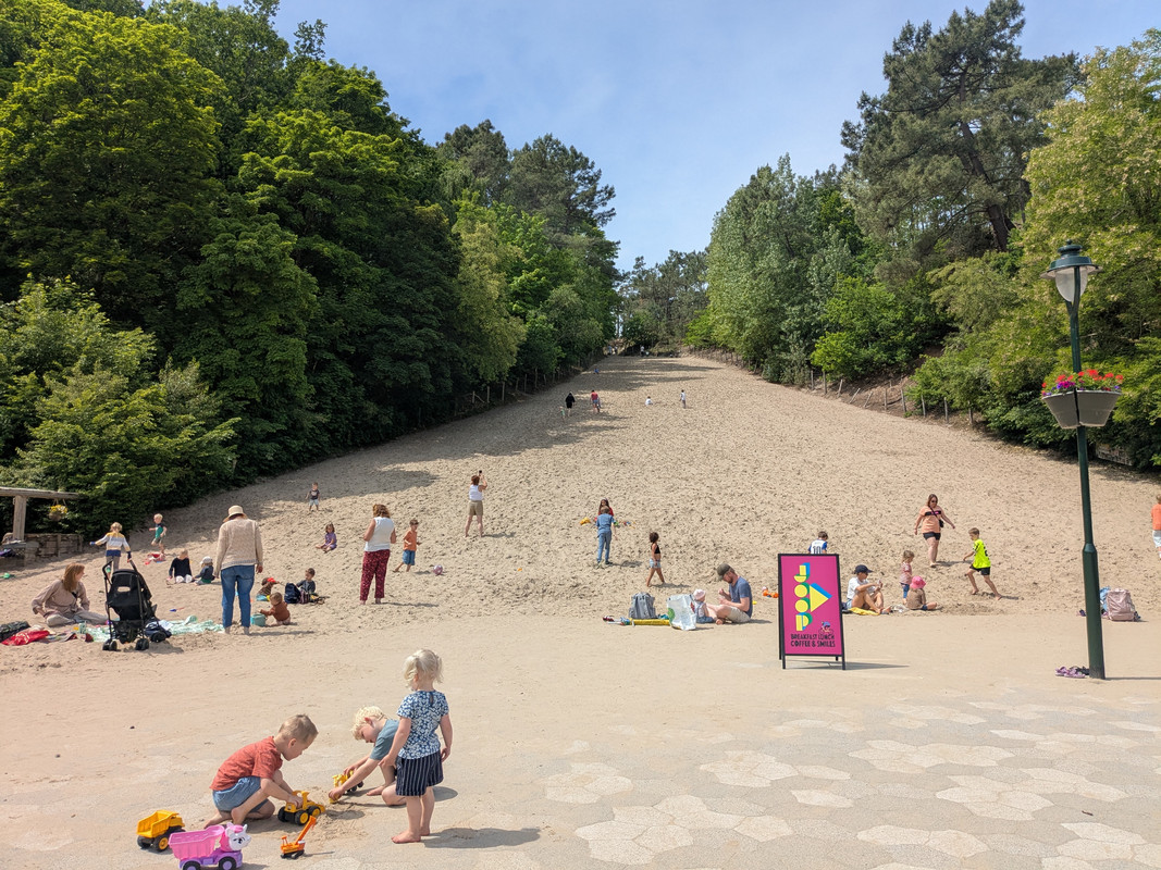 Трое в Амстердаме, не считая собаки. Переезд в Нидерланды.