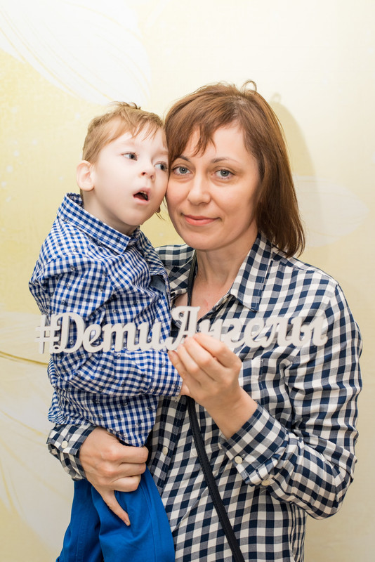 D27F8282-FCF3-4975-A805-CD953540718D