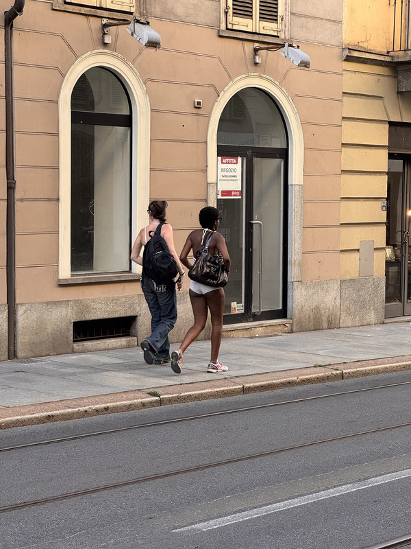 https://i.postimg.cc/bNbqR952/IMG-7938-edit-357120020786652.jpg