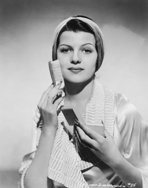 rita_hayworth_h04