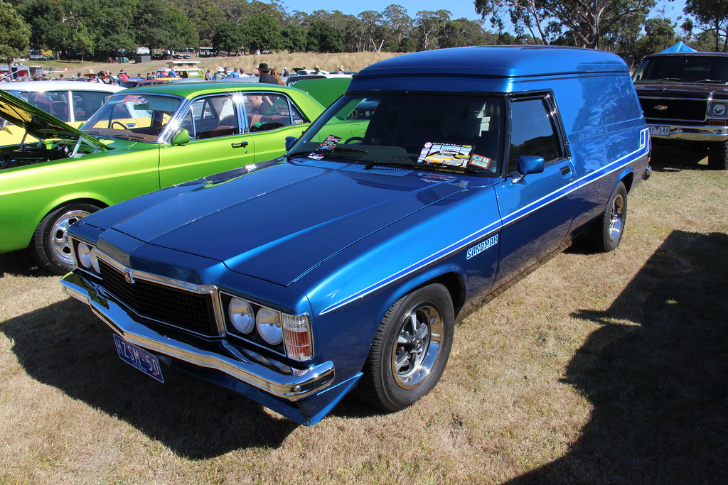 Holden sandman store hq panel van