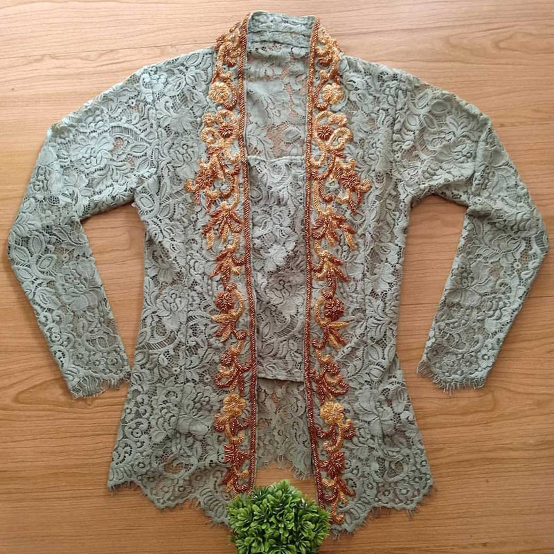 Model kebaya 2019 terbaru