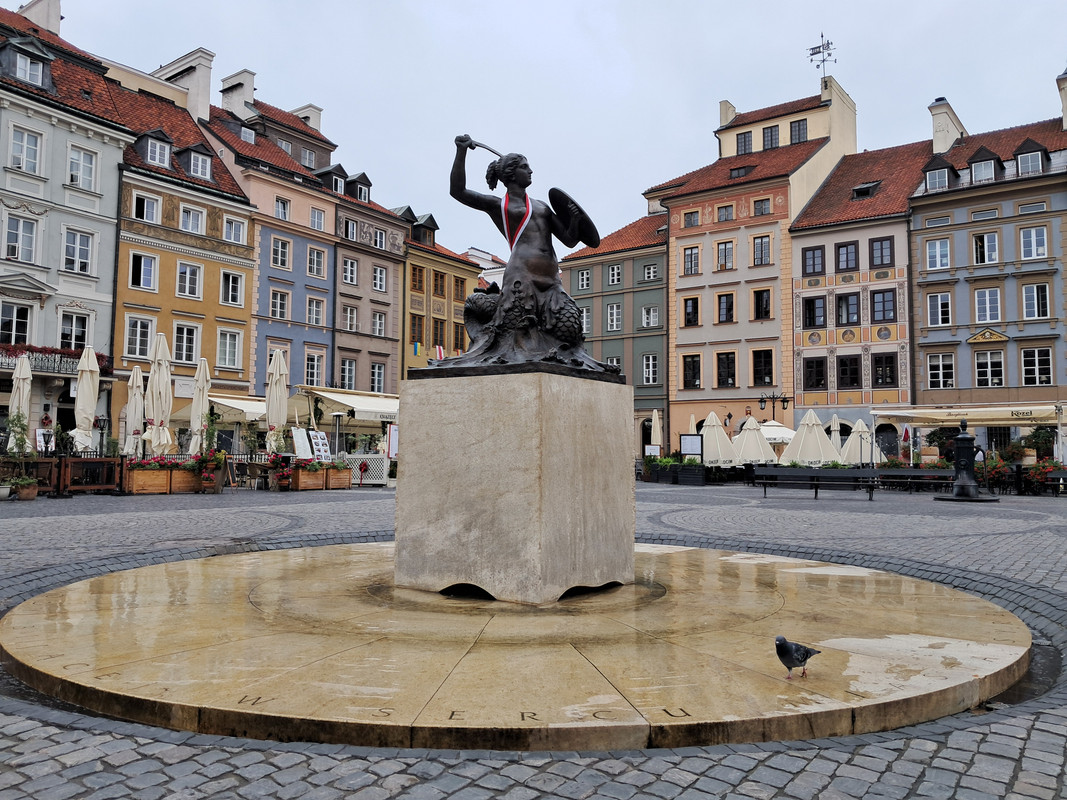 Varsovia 2024 la ciudad Fénix que resurgió de sus cenizas. - Blogs of Poland - Dia 1-Palacio Real, centro histórico y Free tour. (2)