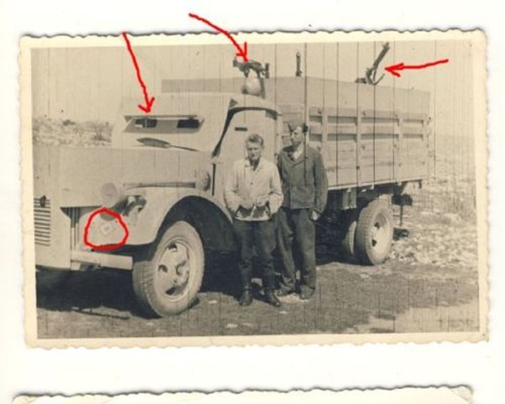 Foto Oktober 1944 ITALIEN Südfront - gepanzerter