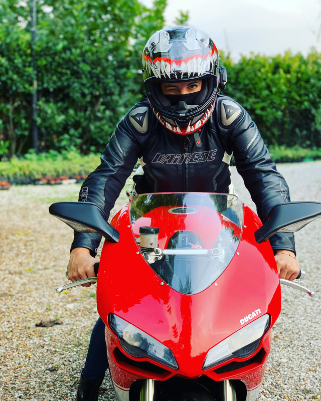 6E624946-285E-489E-B7F7-FF931705AB8D