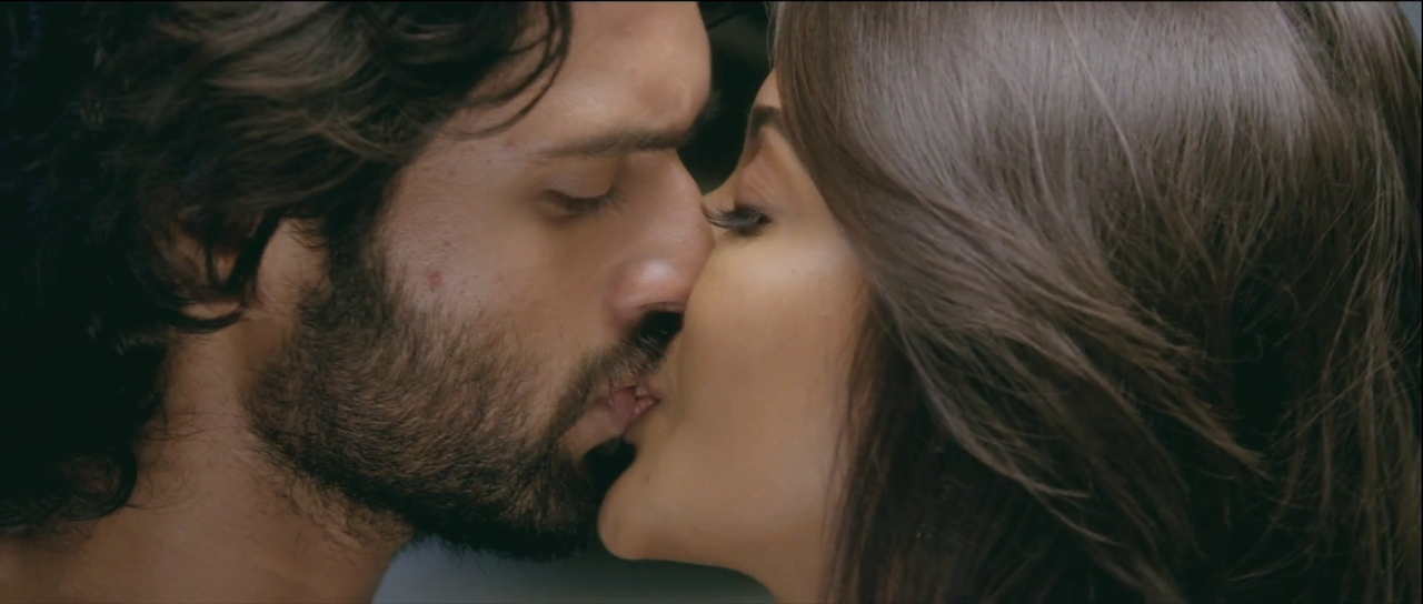 vlcsnap-2025-04-22-23h50m44s730