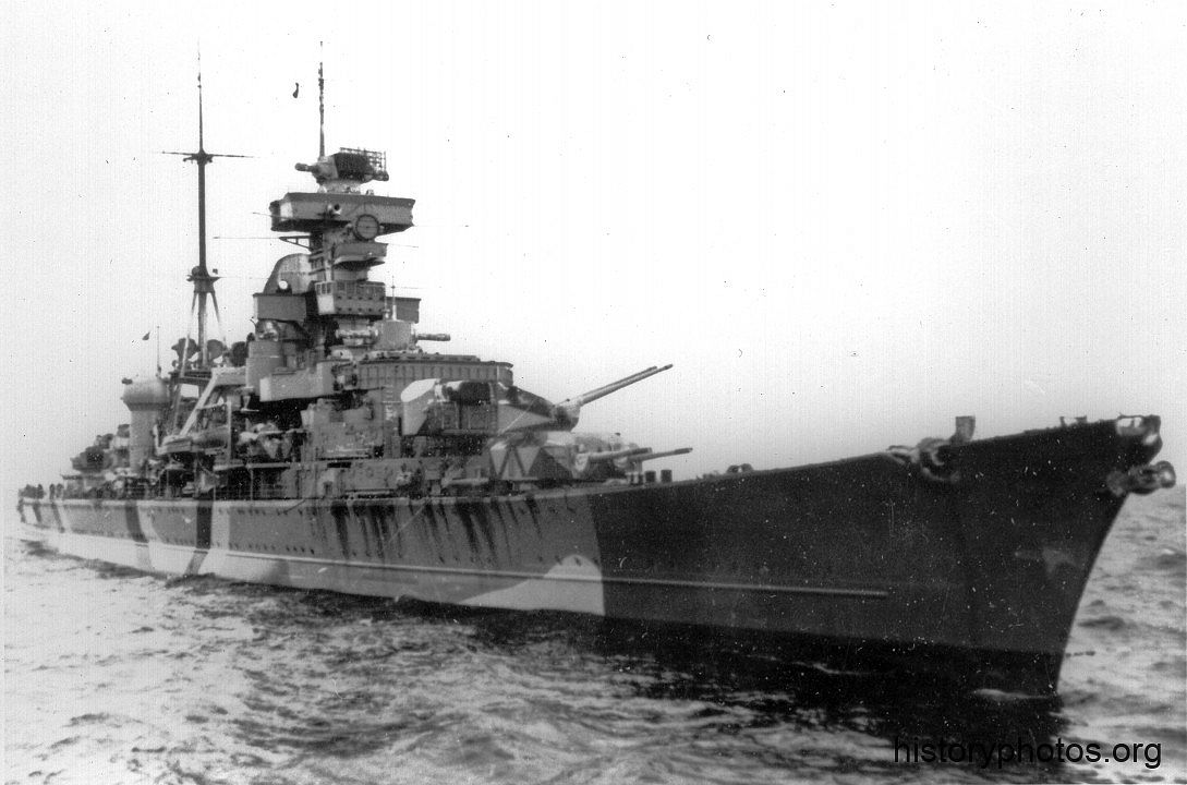 DKM-Prinz-Eugen-camo-Baltico-6.jpg