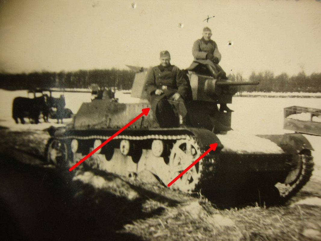 Foto, Polen 1940, polnischer Panzer Typ 7TP, zer
