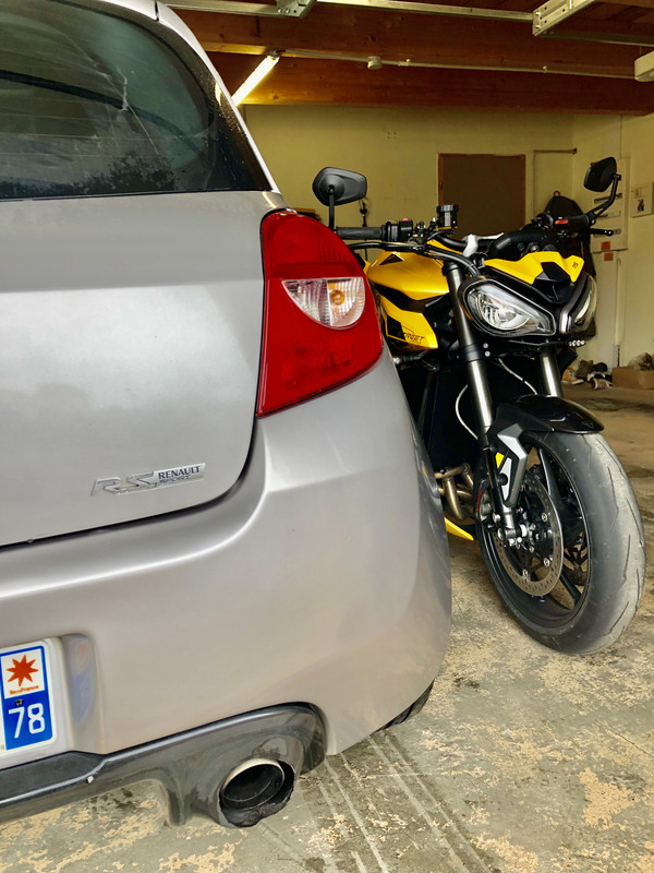 8A709562-6E63-457E-87C7-40B292010A7F