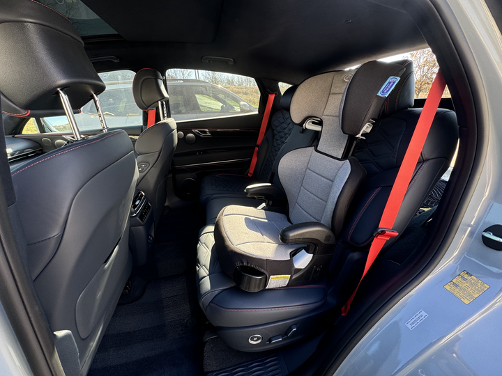 2025 Genesis GV80's Third-Row Seating