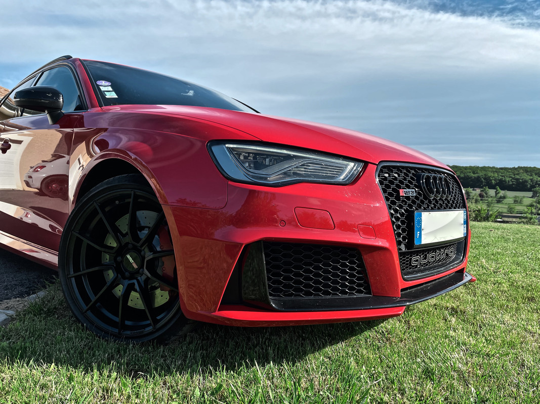 B5AEBDB6-E043-4627-8EBD-2A3E8BF1D8C4