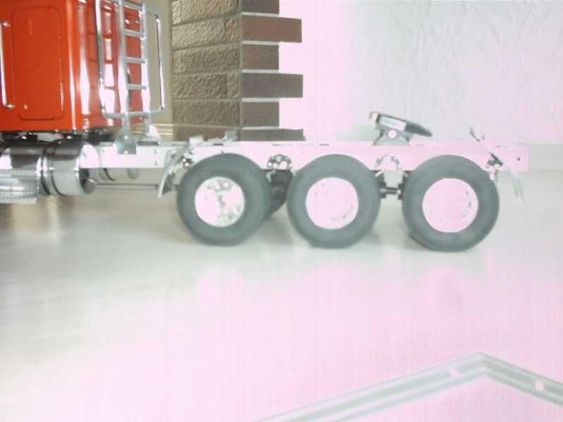 IMAGE0008