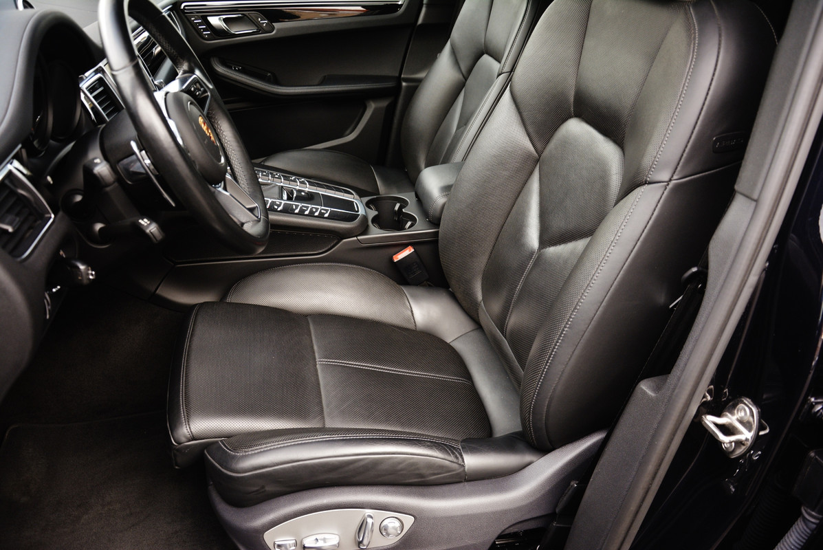 F2B75D23-165A-412A-AFF7-7A10DE449843