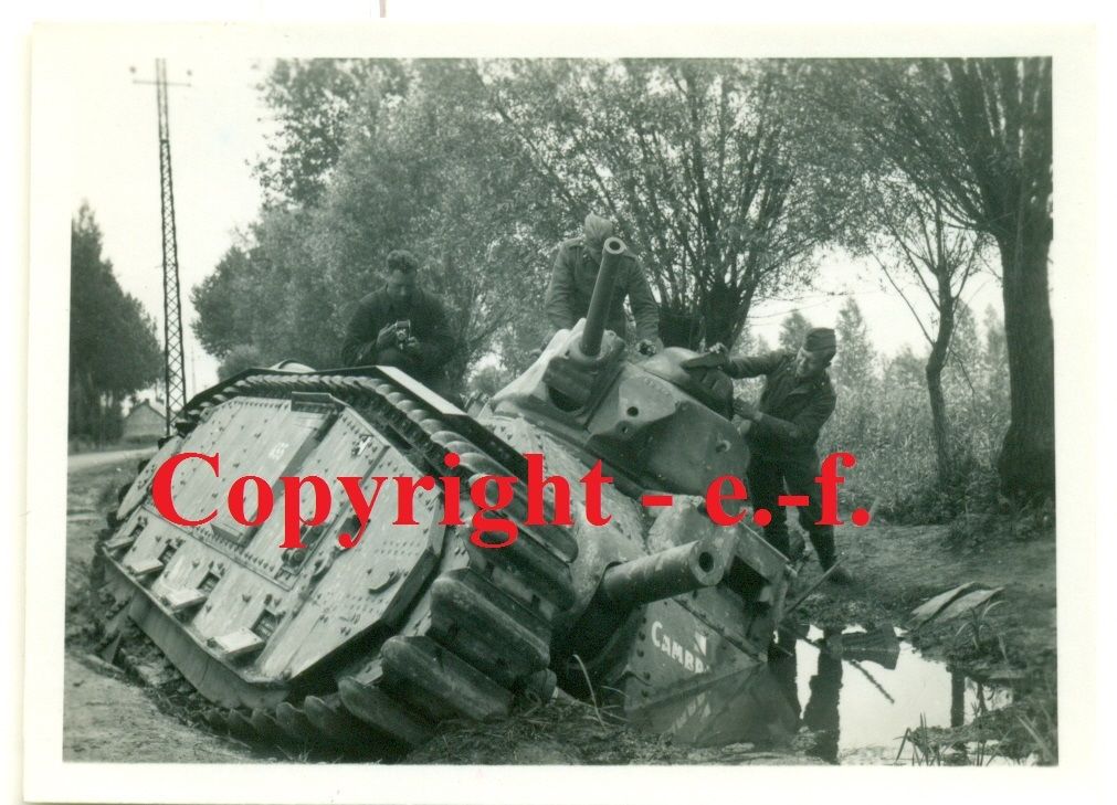 FOTO - PANZER - Französischer CHAR 1bis mit Name