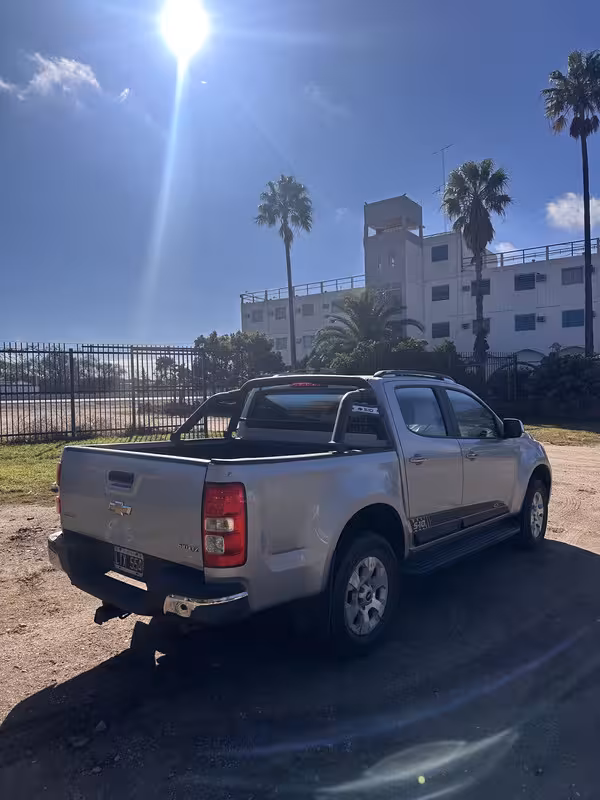 Chevrolet S10 LTZ 4X2 - 5