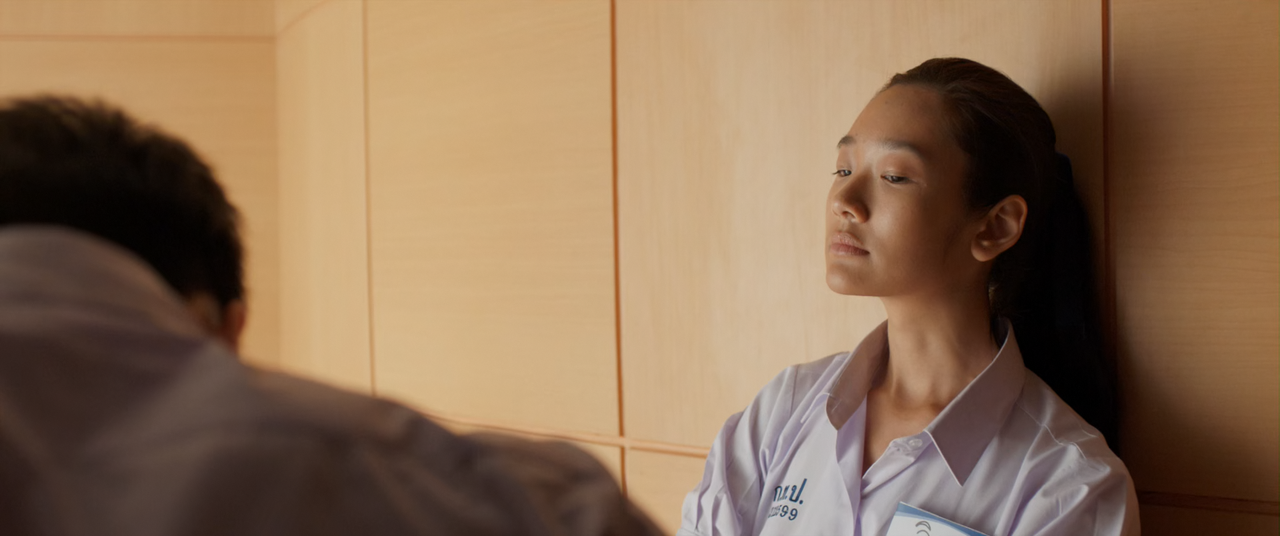 Bad Genius a.k.a Chalard Games Goeng (2017) (1080p AV1 Opus) [NeoNyx343] - [00:24:56.750]v1