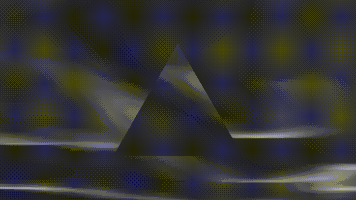 Video Loop Cristiano Silver Prismatic Triangle