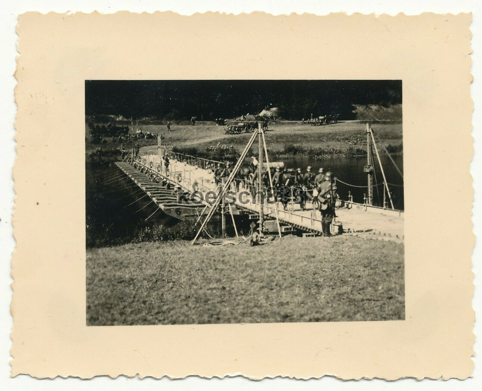 ! Foto Pferde Gefechtswagen auf einer Ponton Kriegsbrücke ! Wehrmacht Pioniere