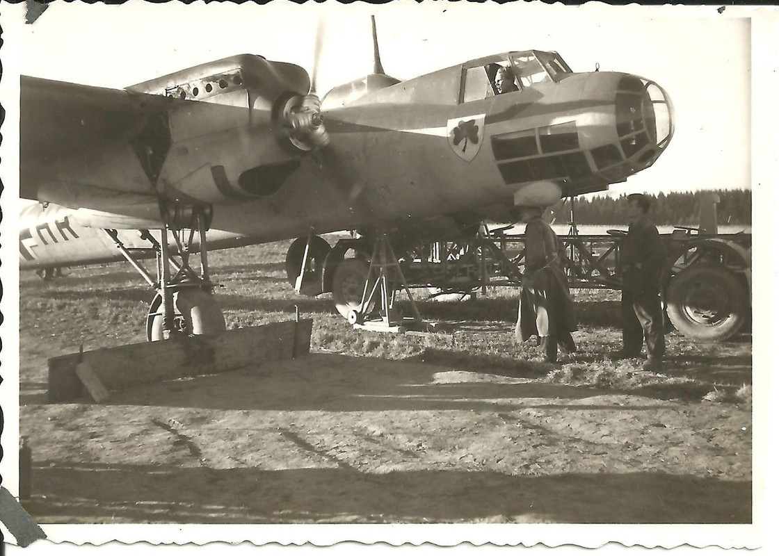 Foto Flugzeug Do17 Bomber Wappen FFS(C)8 Bruch  