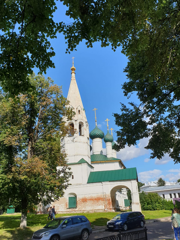 4CB2E9C8-F7CD-4AD5-A478-60F979A6FF75