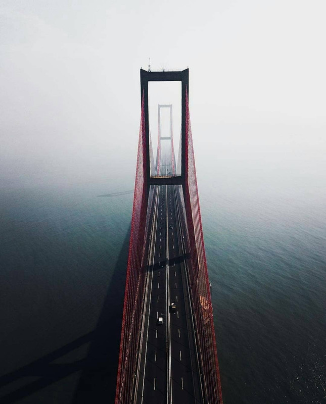 Jembatan Suramadu