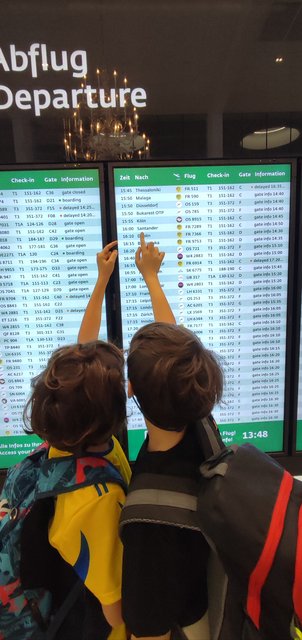 Volvemos a casa...y casi perdemos el tren - Viena - Bratislava - Praga, Navidad 2024 (4)