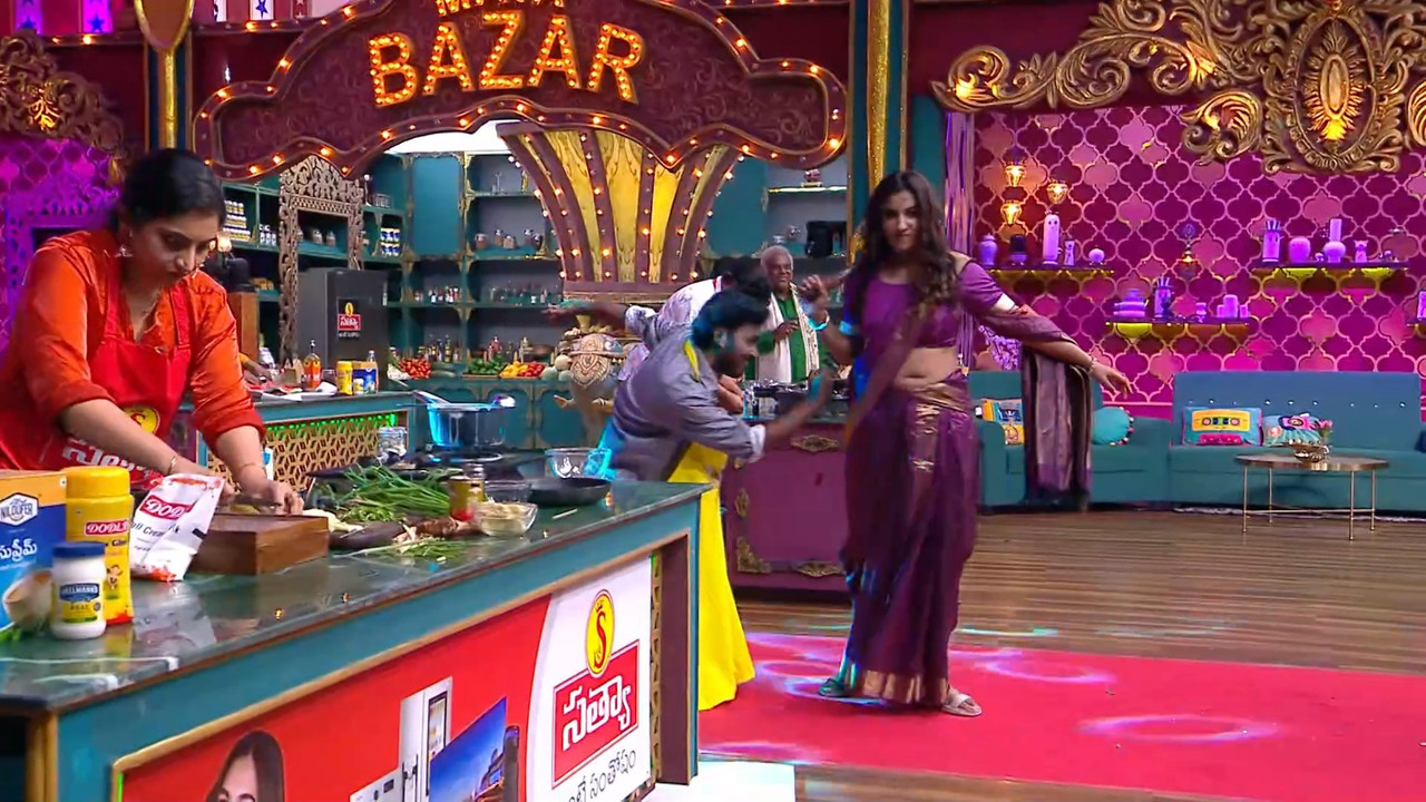 [Image: Vishnupriya-Sexy-Open-Big-Navel-Hole-Sho...51-628.jpg]