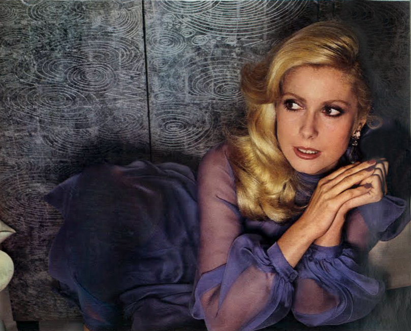 catherine_deneuve_md62