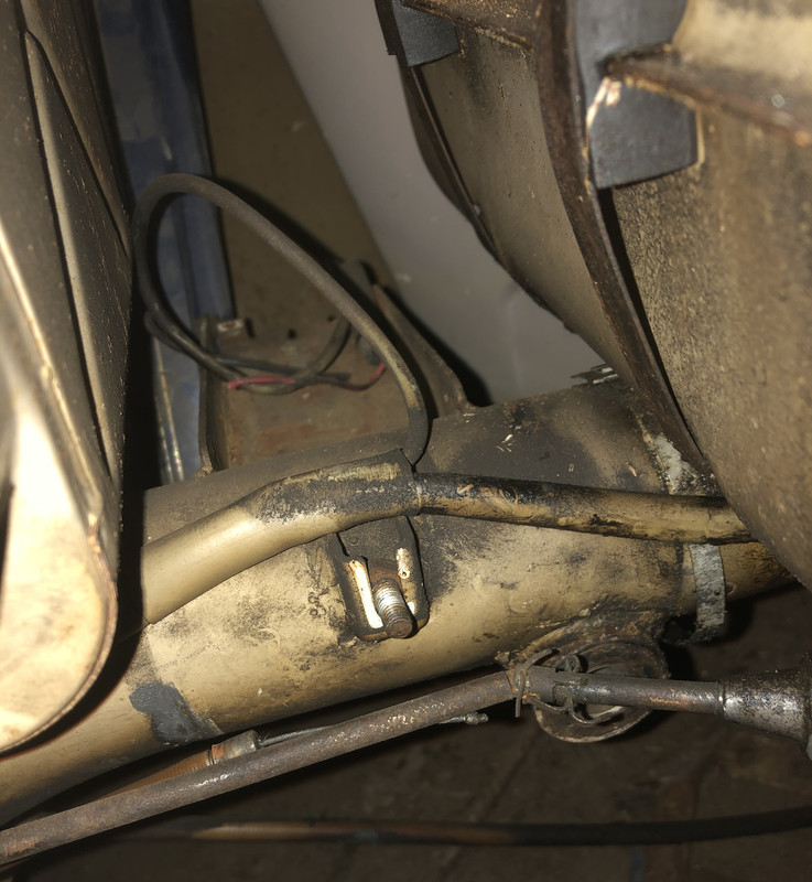 D5D21E37-1A27-4B42-8EE2-8BDC02C8FCCF