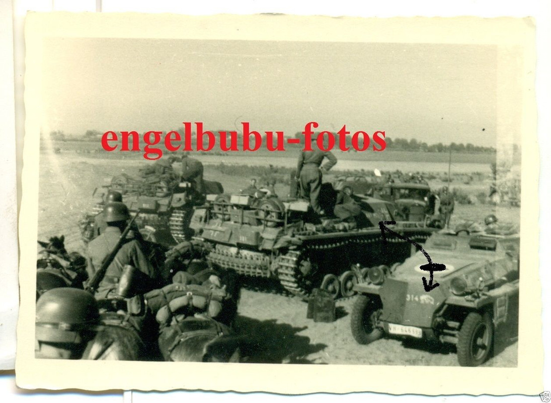 FOTO - PANZER - STURMGESCHÜTZ - SdKfz mit Selt.