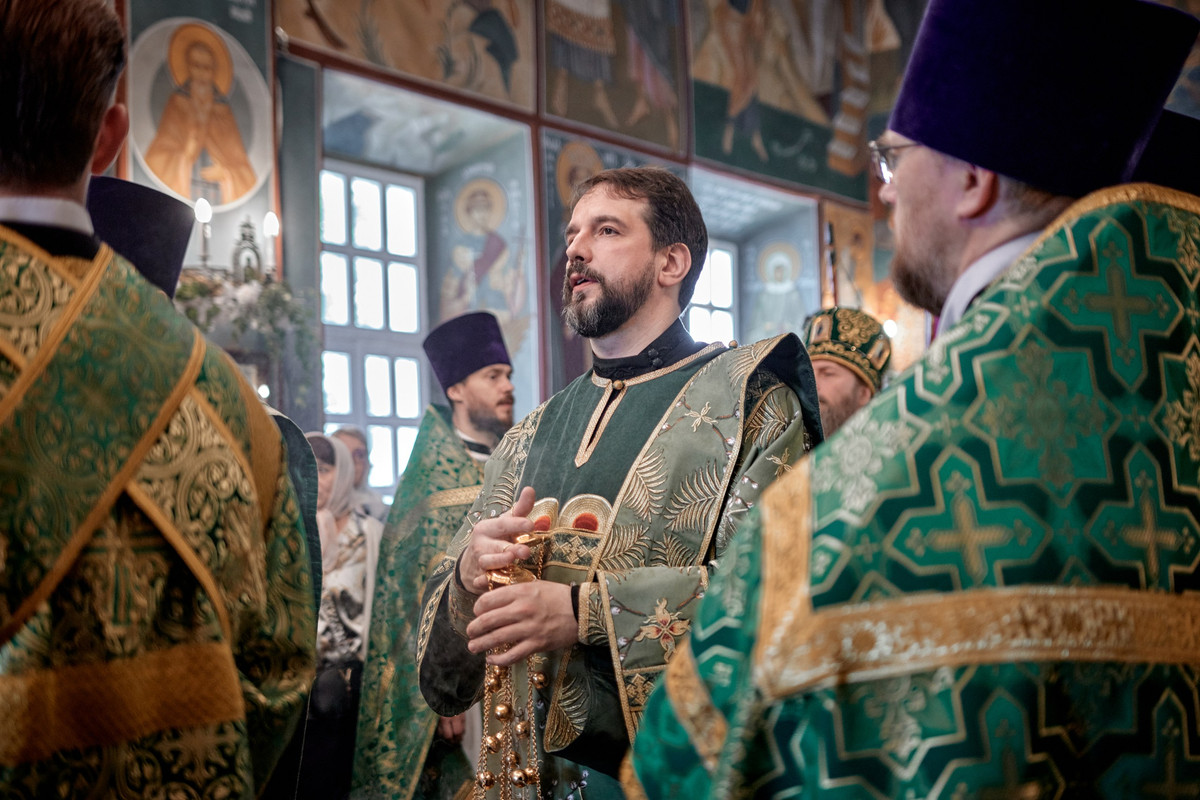 Empty-Name-280-resized