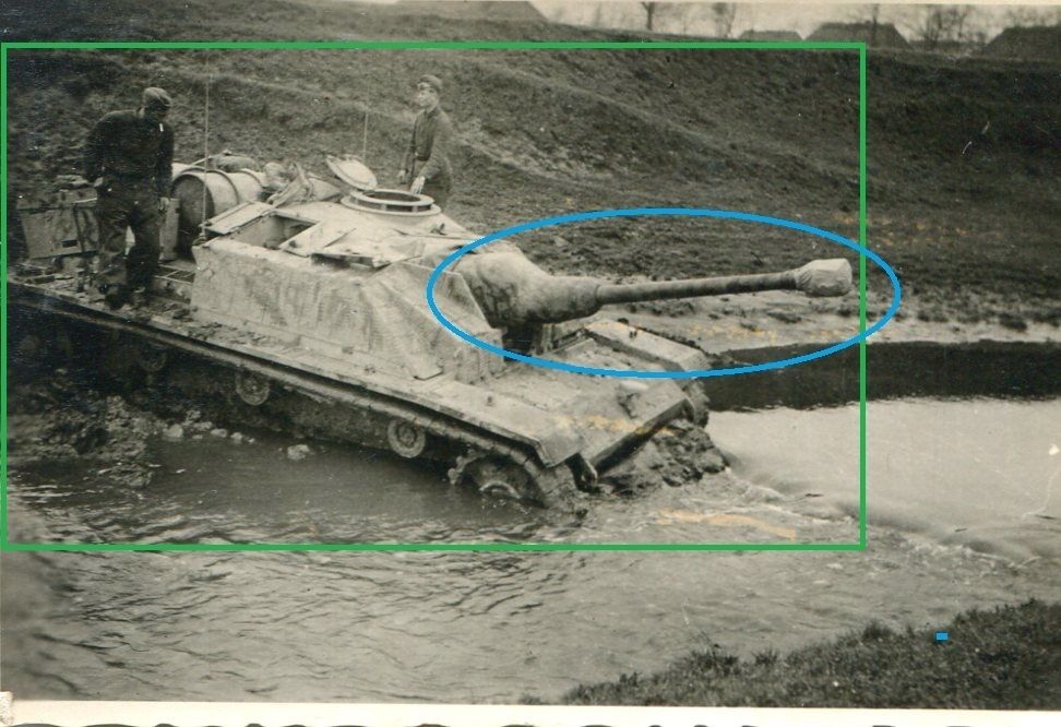 WW II Foto Sturmgeschütz Panzer Saukopf Langrohr