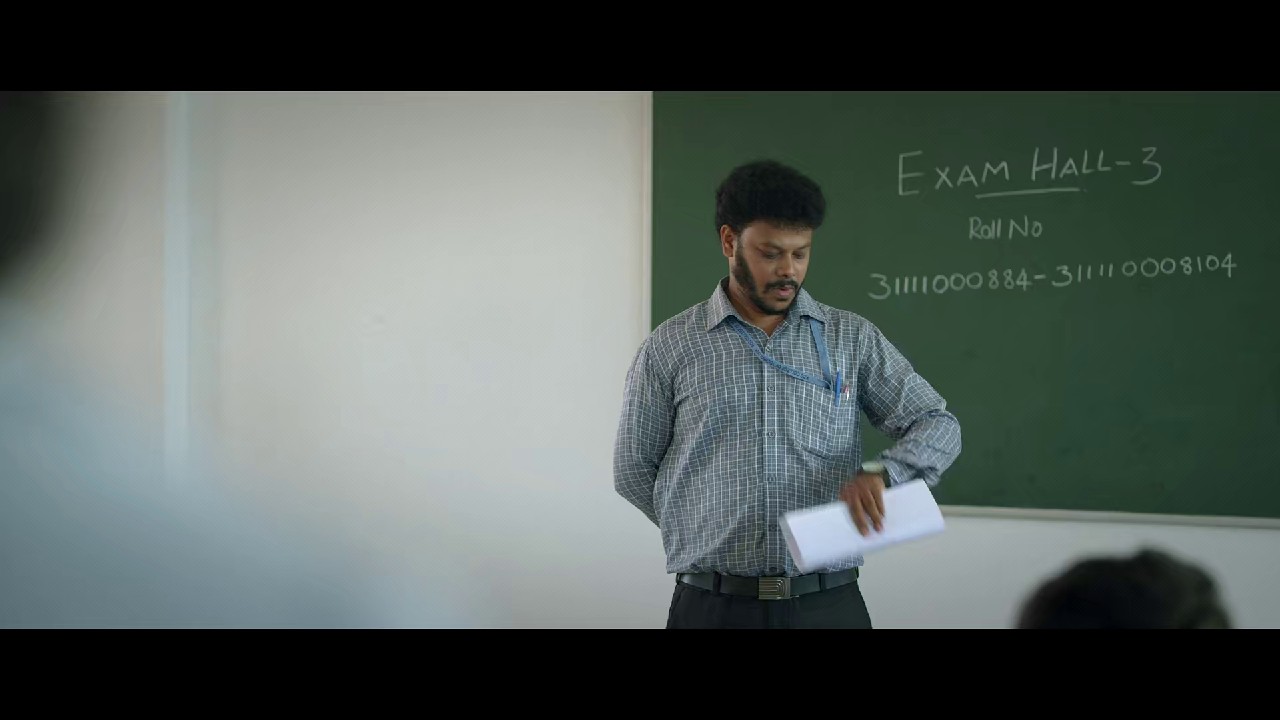 Hridayam-2022-Malayalam-DSNP-WEB-DL-1080p-x265-HEVC-EAC3-6ch-ESub-mkv-0002