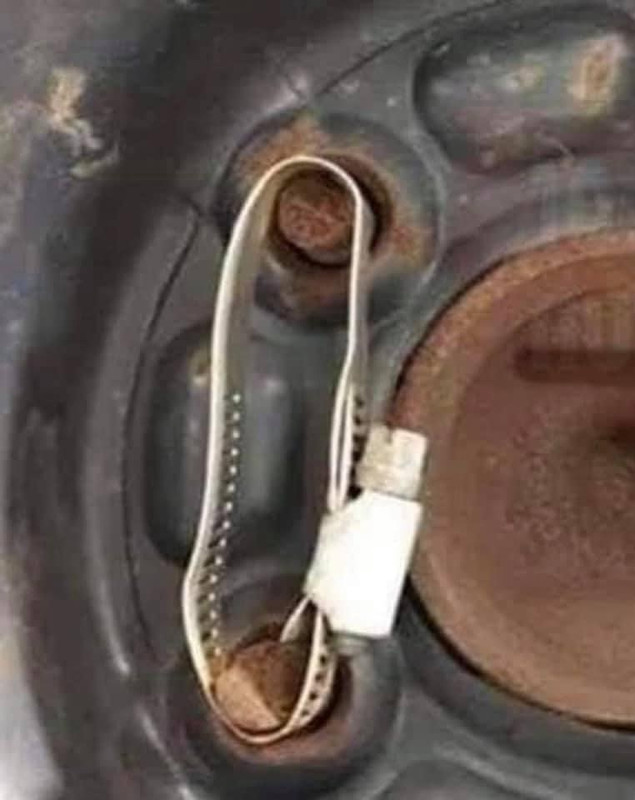 02E3D0A5-1446-4DC1-8919-ED6E3B307AA5