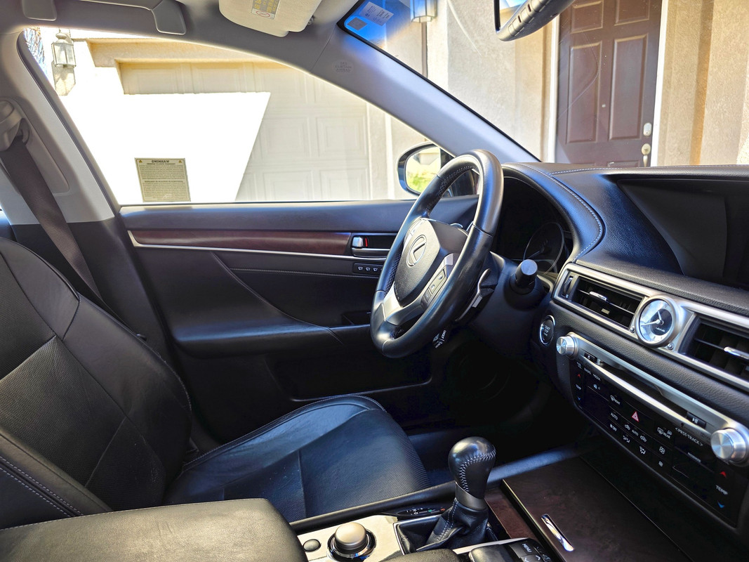 Vehicle thumbnail 12