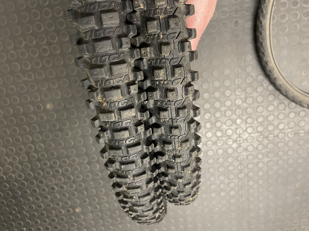 5C6C7D5E-9AF8-4DB4-BEAD-4BED1A816B8C