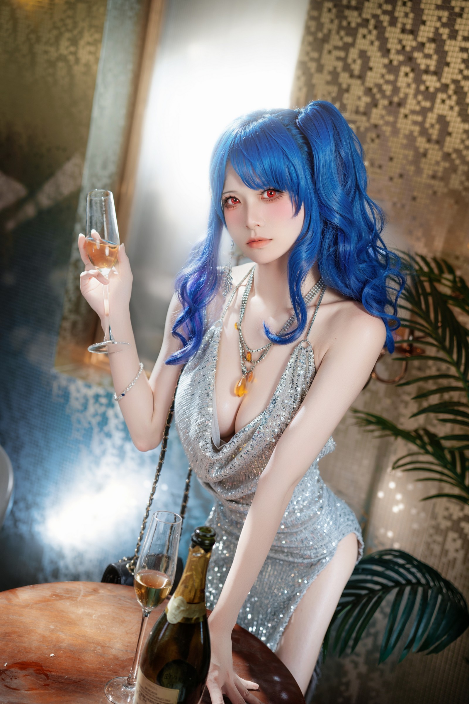 九柒喵 – 圣路易斯 Luxury Handle COS 高清套图（10P-38.2M）舰娘优雅写真插图2