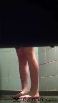 [Image: Voyeur39575124952.jpg]
