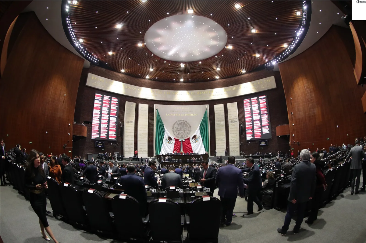 Guarda Cámara de Diputados minuto de silencio por personas fallecidas por terremoto en Turquía