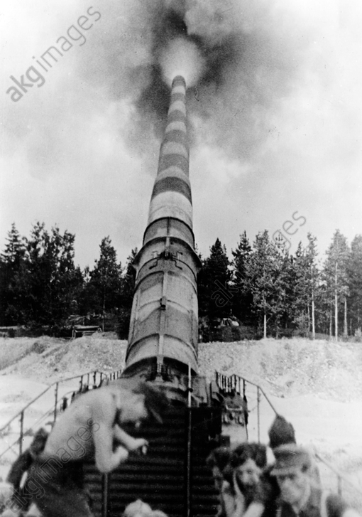 Ostfront - Eisenbahngeschütze 1943.