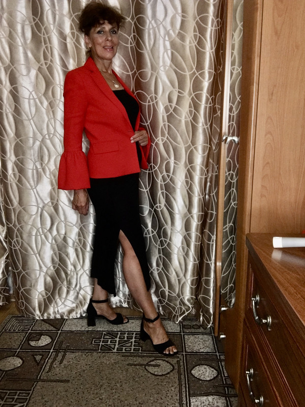 04F6F75C-198B-4525-BBE1-976C6DCA78B9