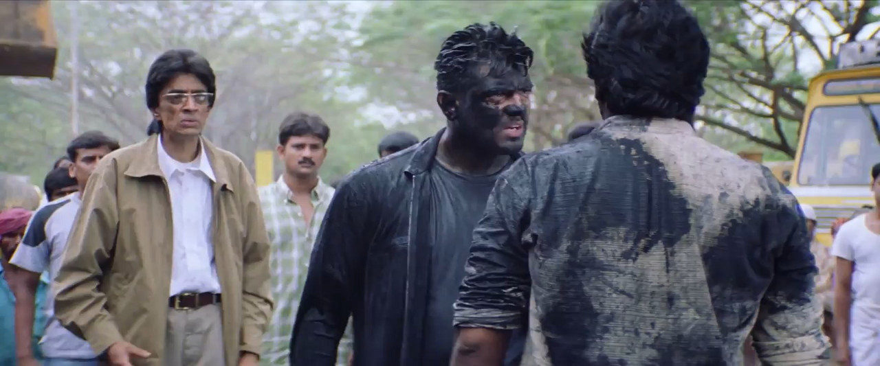 Anjaneya 2003 WebRip [Tamil] 480p, 720p ESub Screenshot