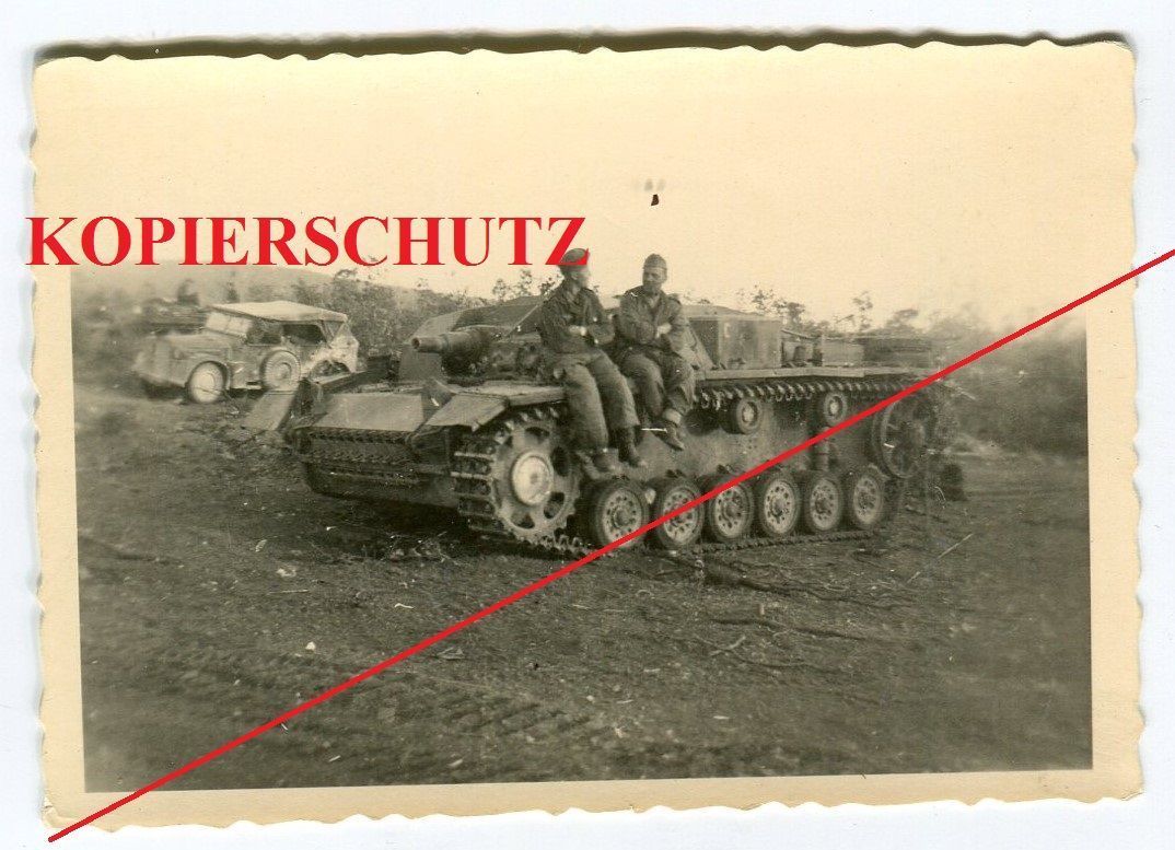 Foto Sturmgeschütz Panzer Tank 2. WK Kennung WW2