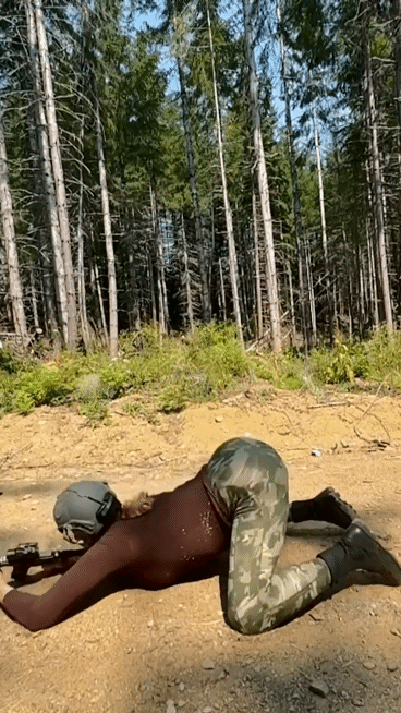 50-Cal-Battle-Buddy-shooting-method-I-felt-this-in-my-soul-1.gif