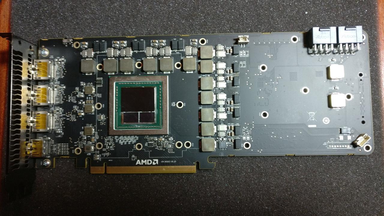 Vega_64_with_the_shroud_removed.jpg