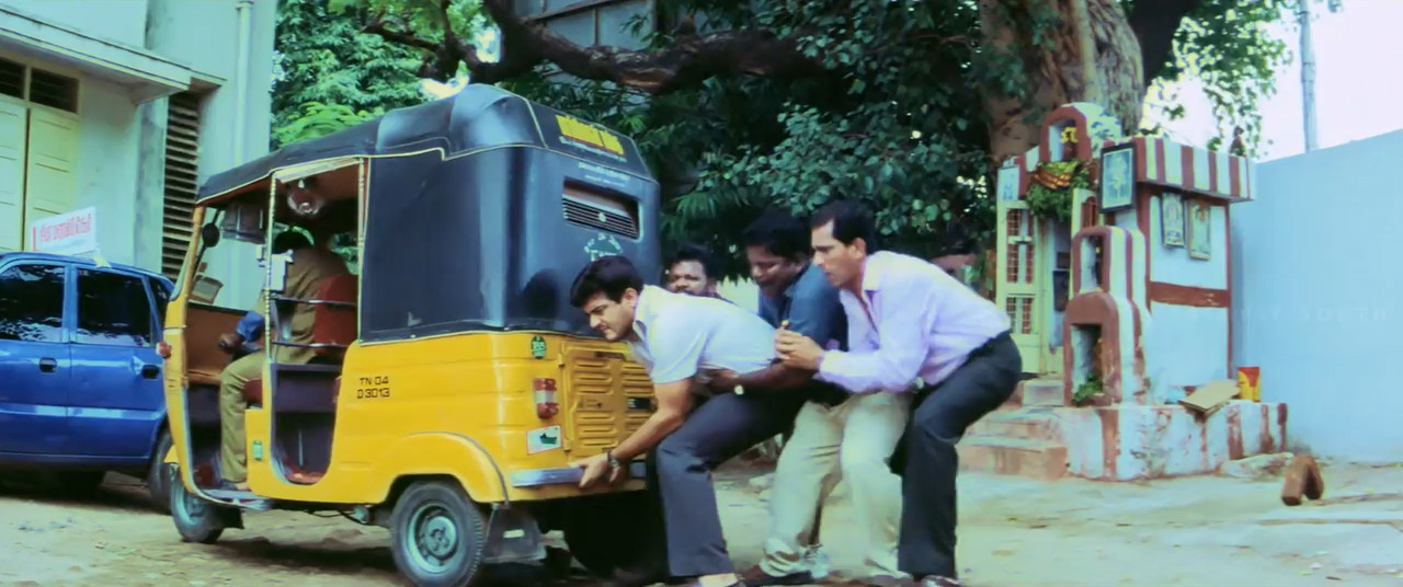 Attagasam 2004 Remastered WebRip [Tamil] 480p, 720p ESub Screenshot